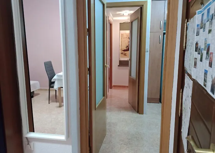 El Piso De 2 Dormitorios Con Aire Acondicionados, Tranquilo, Madrid Centro Gran Via - Plaza De Espana