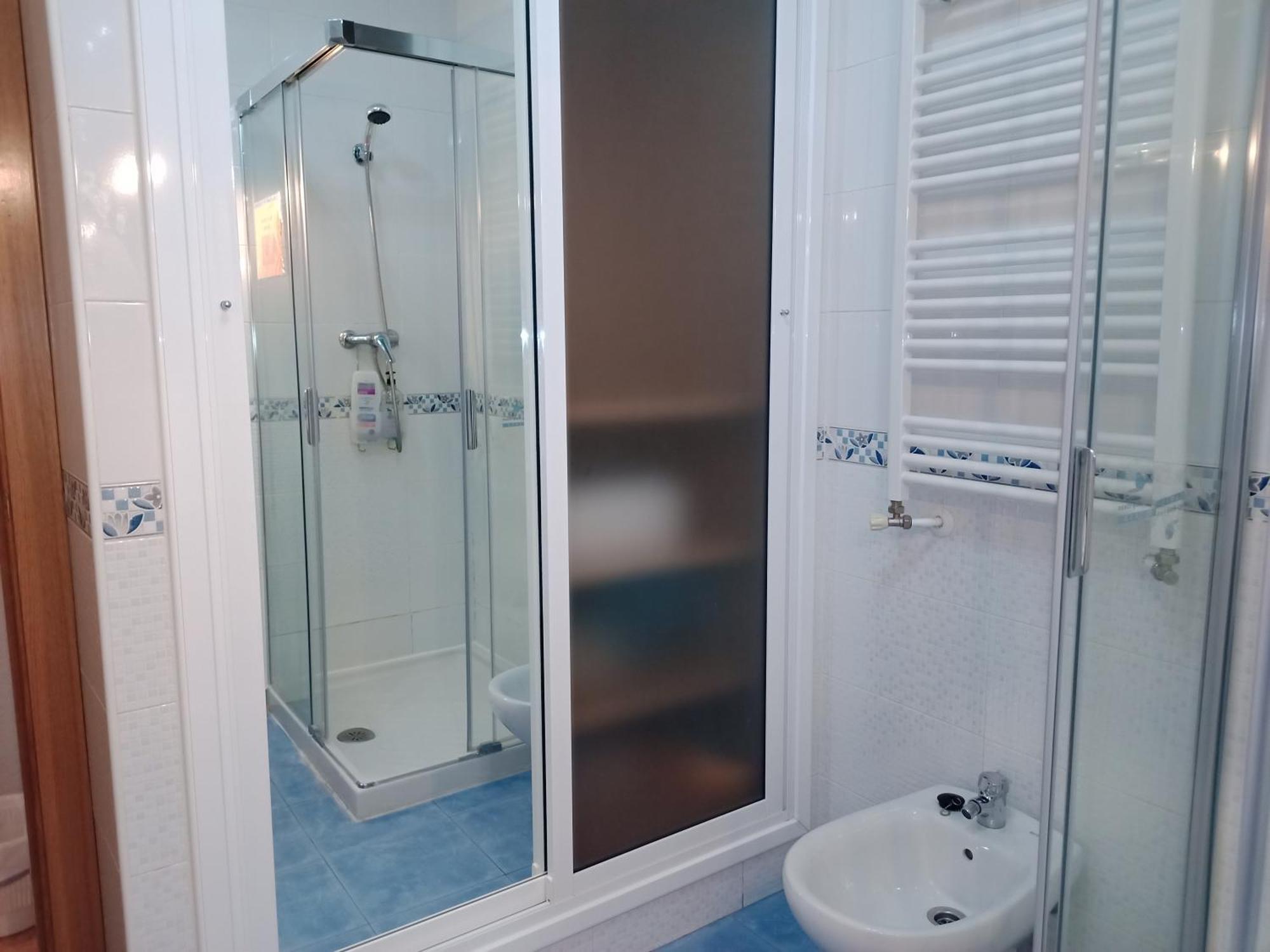El Piso De 2 Dormitorios Con Aire Acondicionados, Tranquilo, Madrid Centro Gran Via - Plaza De Espana *