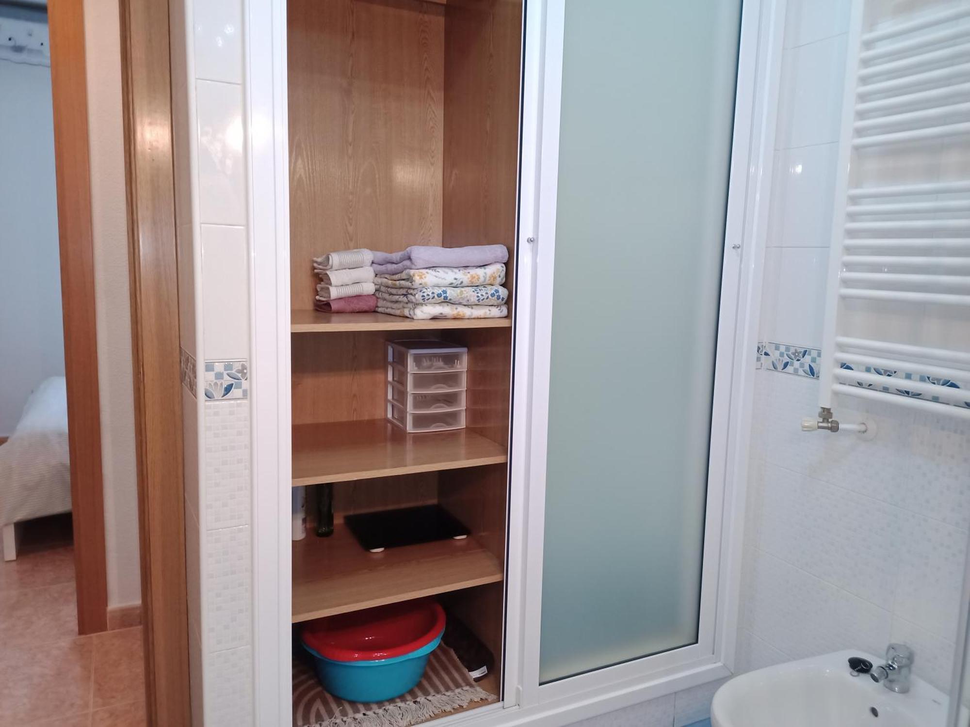 El Piso De 2 Dormitorios Con Aire Acondicionados, Tranquilo, Madrid Centro Gran Via - Plaza De Espana Appartamento
