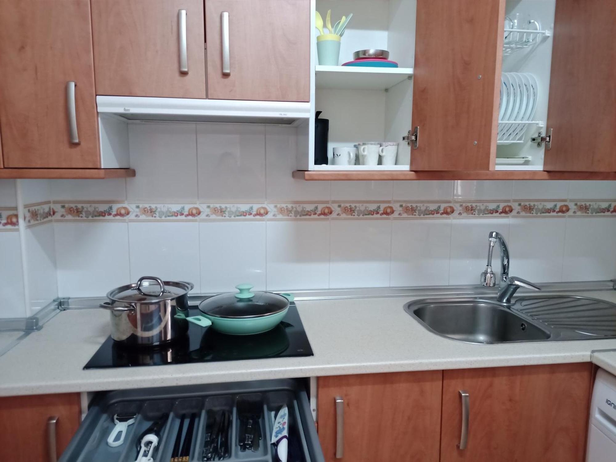 Appartamento El Piso De 2 Dormitorios Con Aire Acondicionados, Tranquilo, Madrid Centro Gran Via - Plaza De Espana