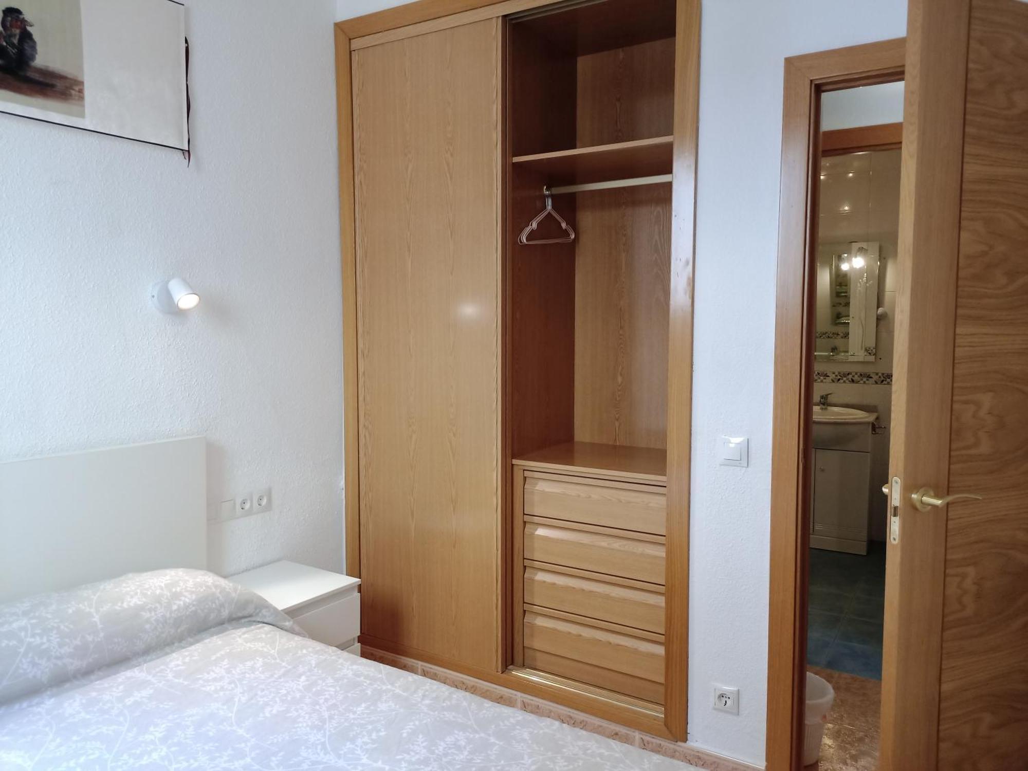 El Piso De 2 Dormitorios Con Aire Acondicionados, Tranquilo, Madrid Centro Gran Via - Plaza De Espana Apartment